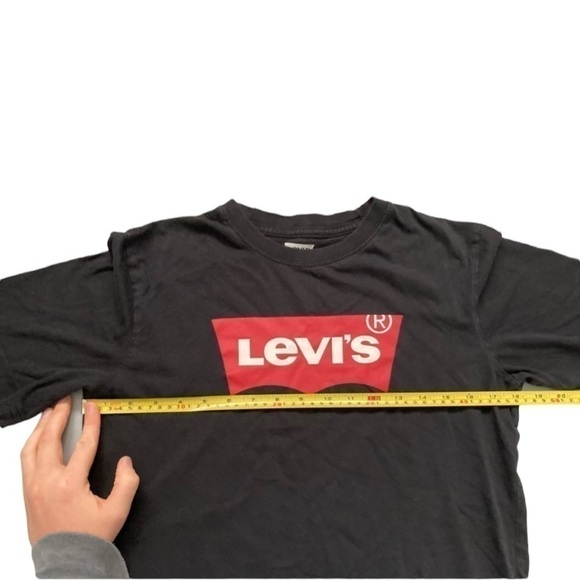 𝅺LEVI’S red tab logo black basic t-shirt youth - Picture 6 of 6